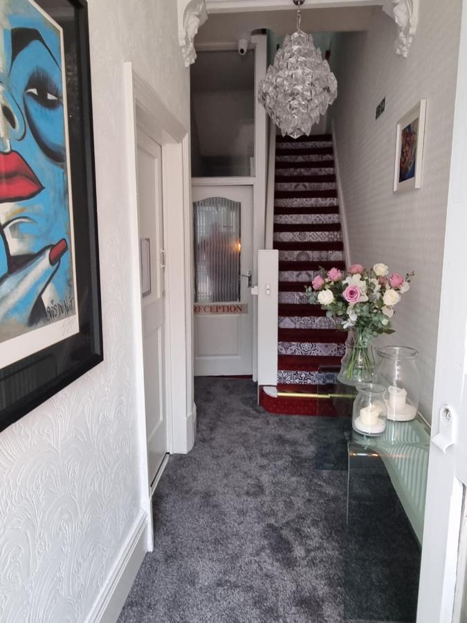 Lynbar Hotel Blackpool Ngoại thất bức ảnh